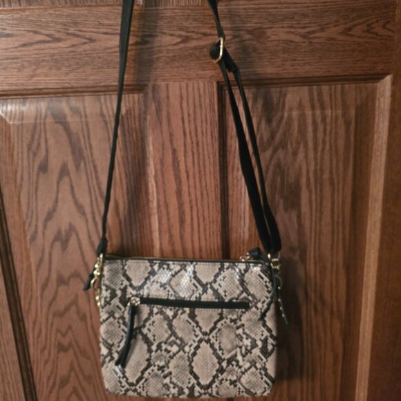 Jessica Simpson Snake Print Crossbody Bag Gold Chain Strap Excellent Condition - Picture 13 of 14